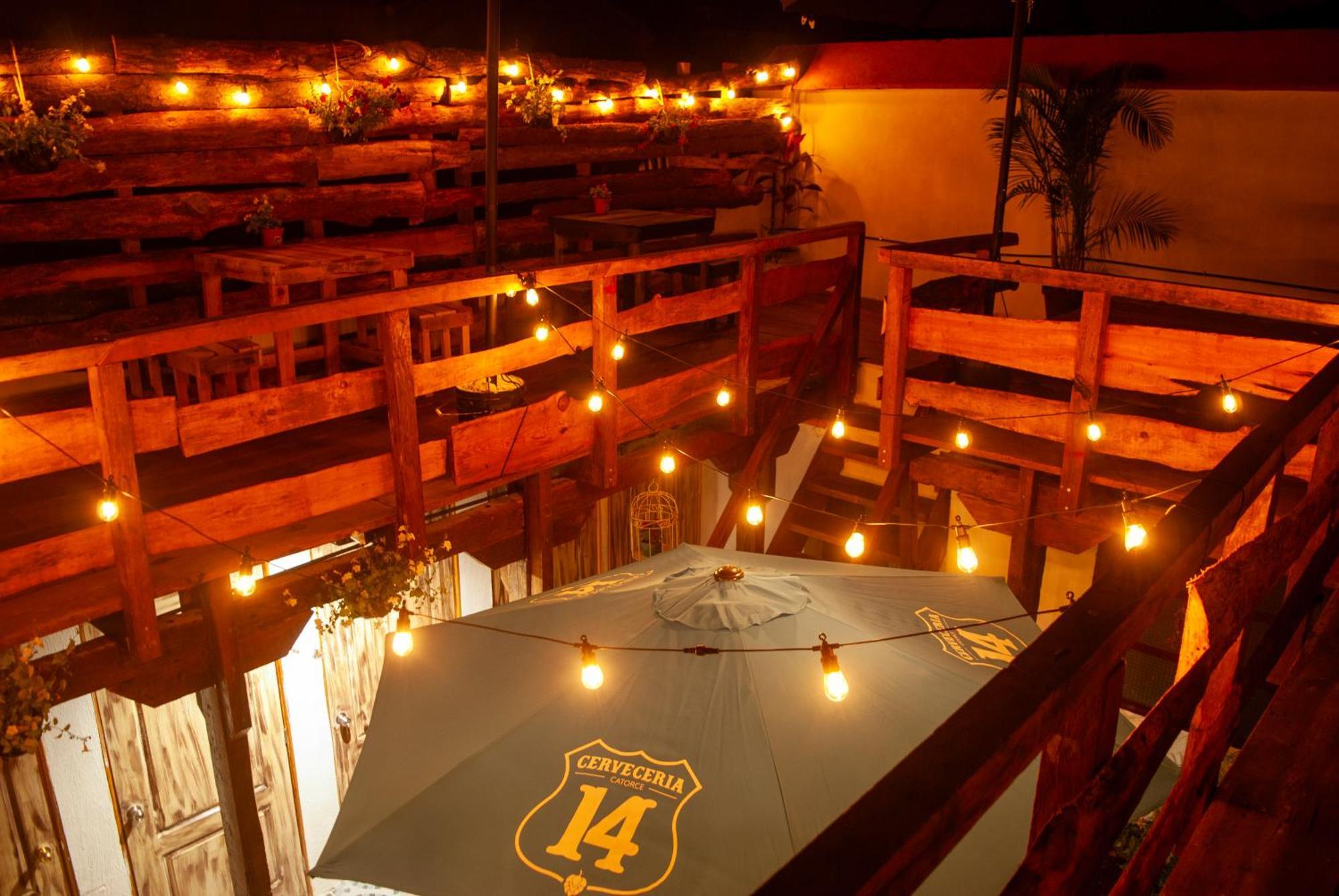 Kamazoztz Hostel And Travel Antigua Extérieur photo