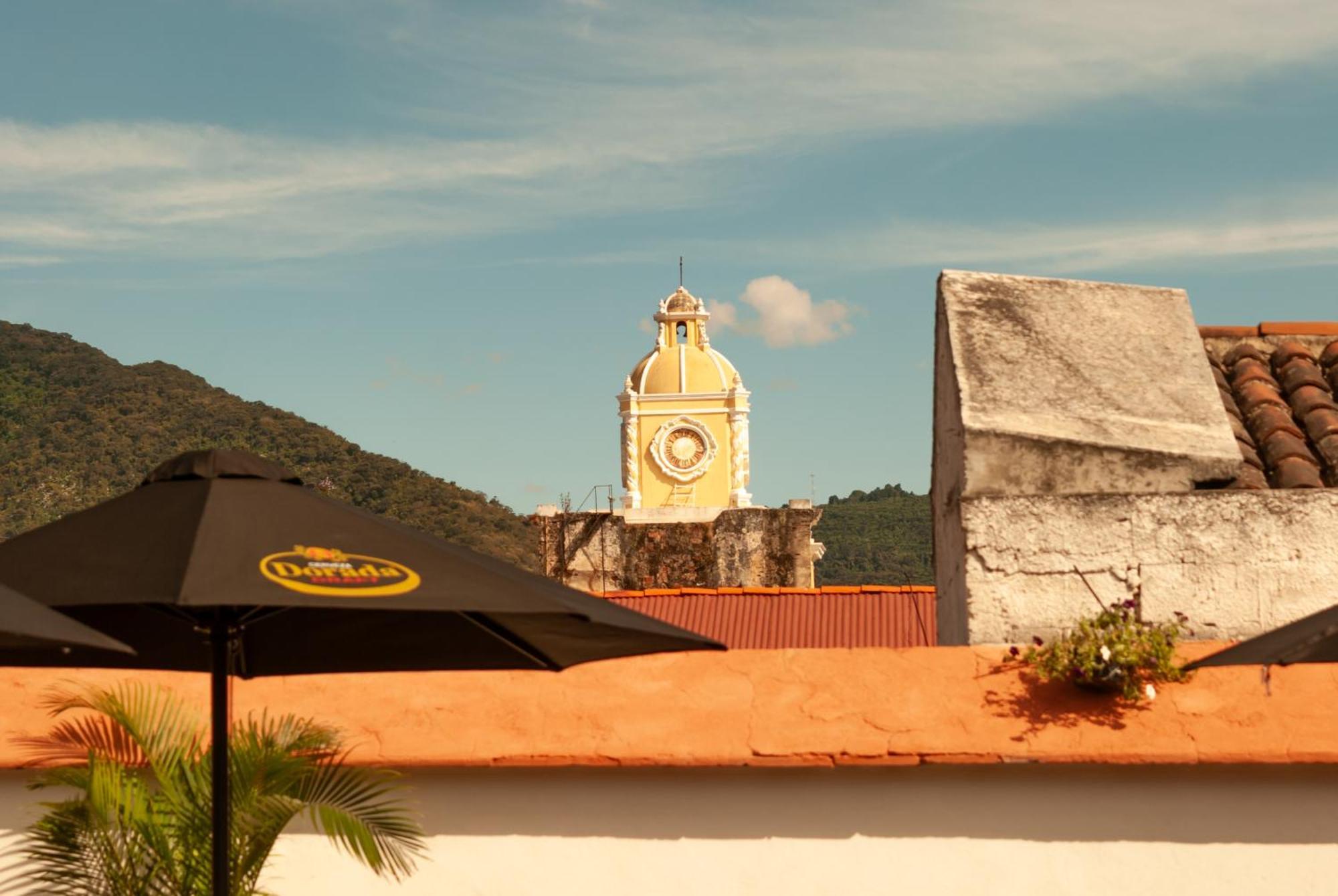 Kamazoztz Hostel And Travel Antigua Extérieur photo