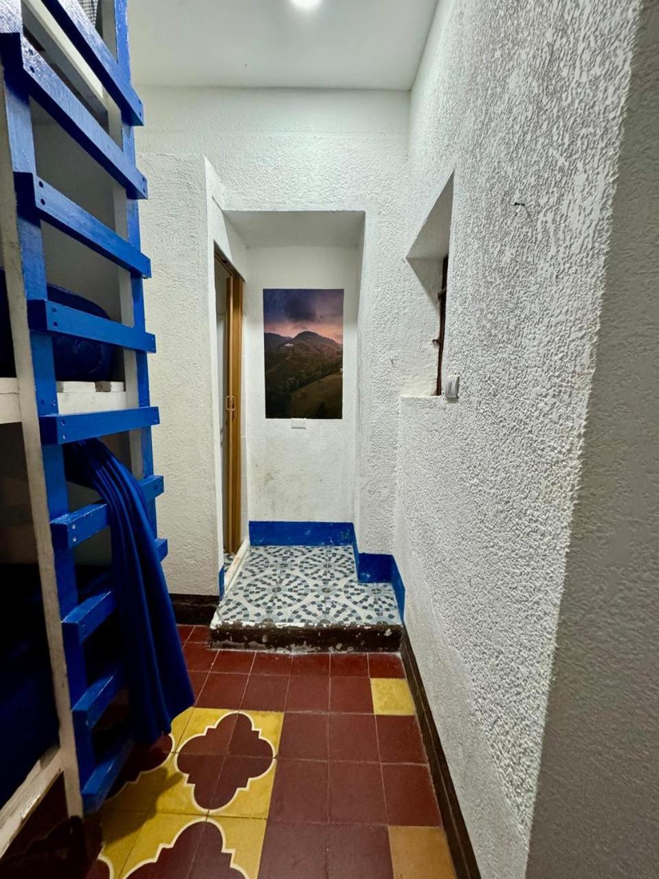 Kamazoztz Hostel And Travel Antigua Extérieur photo