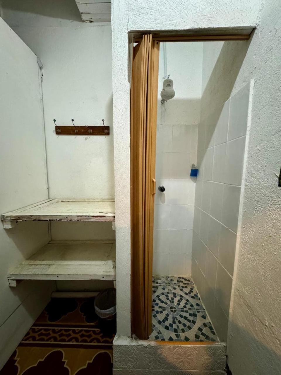 Kamazoztz Hostel And Travel Antigua Extérieur photo