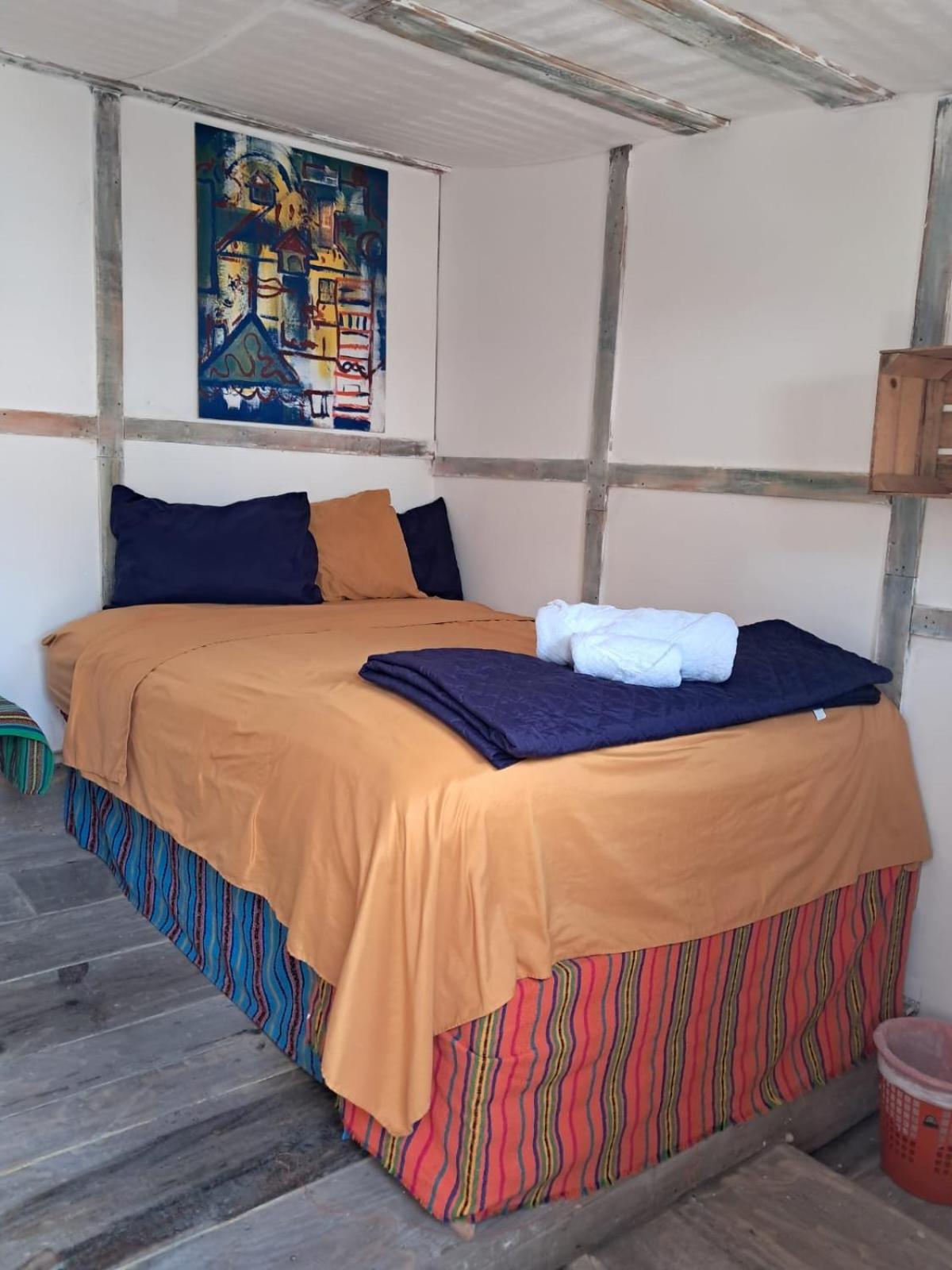 Kamazoztz Hostel And Travel Antigua Extérieur photo